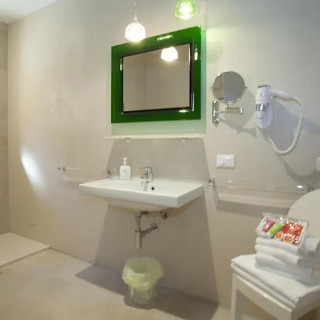 Suite 아파트 *